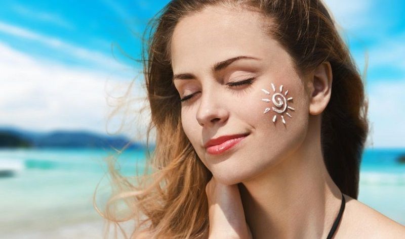 TOP +8 kem chống nắng dạng gel đáng mua nhất hiện nay