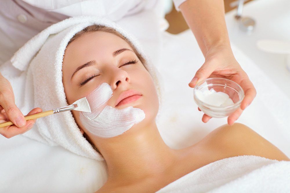 Các bước chăm sóc da mặt ra sao? Quy trình chuẩn cho làn da trắng mịn