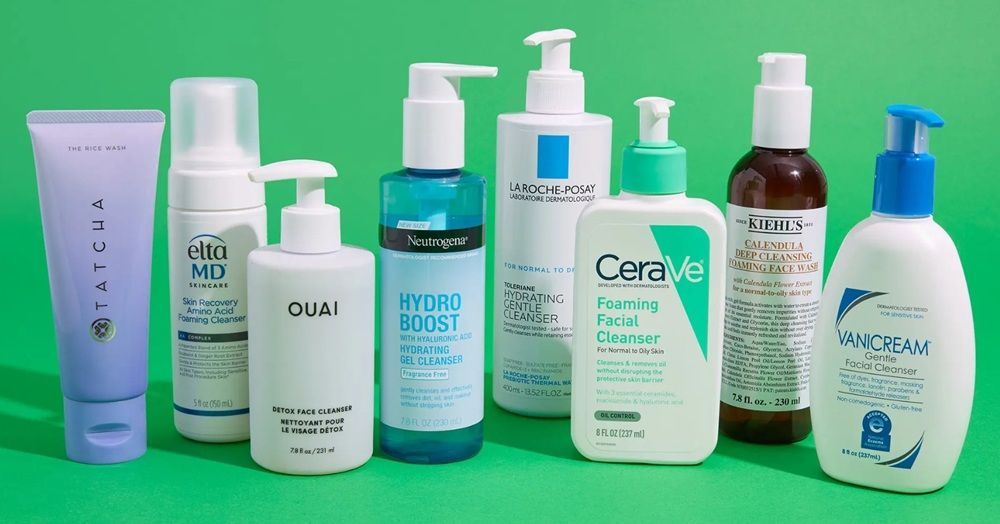 Top 12 sữa rửa mặt trị mụn cho da dầu, da khô & da nhạy cảm